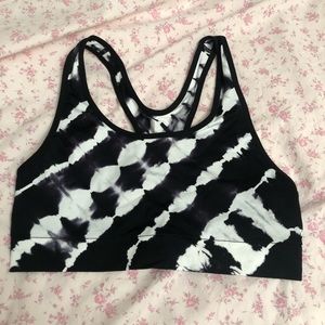 VS Pink Tie-Dye Sports Bra Size M NWOT
